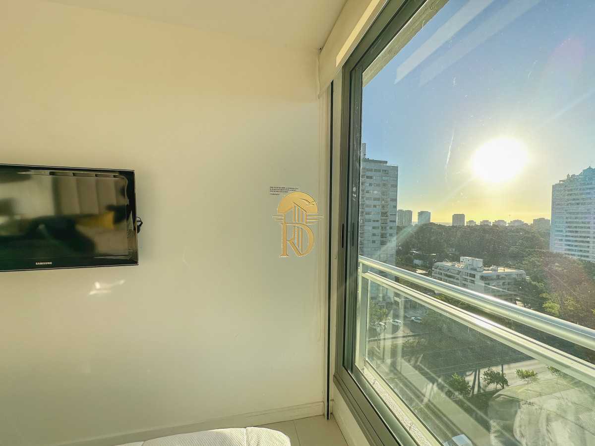 Piso alto en Roosevelt, 2 dormitorios -id-49-14