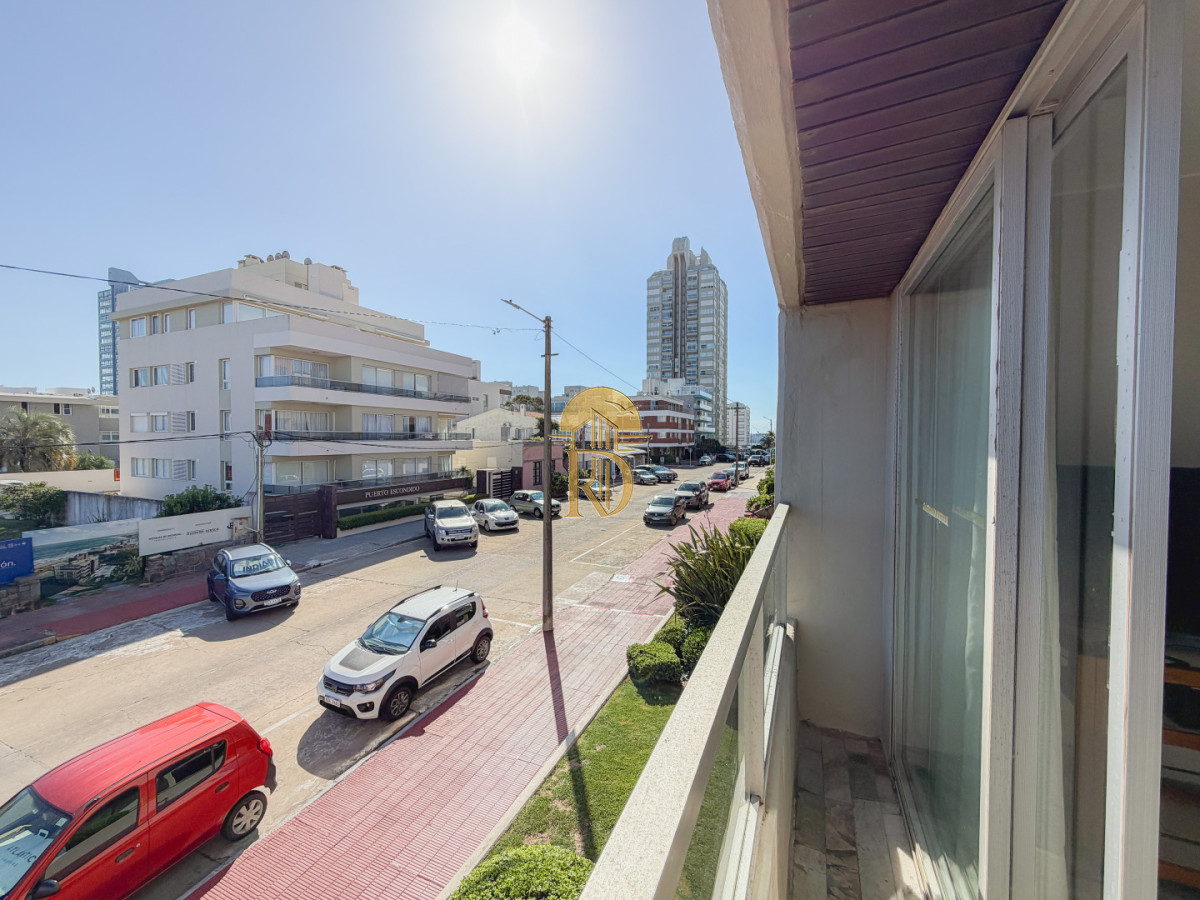 Apartamento en Península, 3 dormitorios -id-769-10