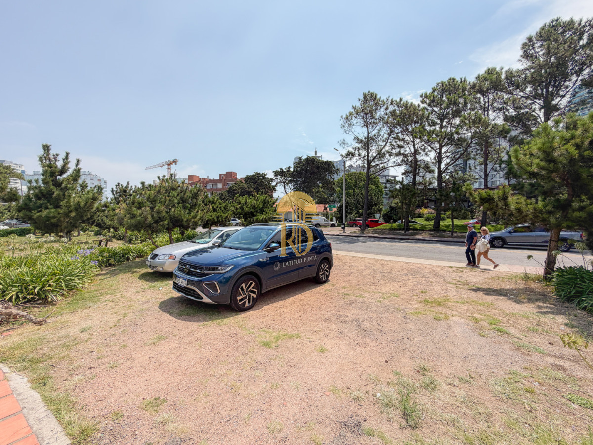 Oportunidad, Dúplex en Punta del Este, 4 dormitorios -id-874-3