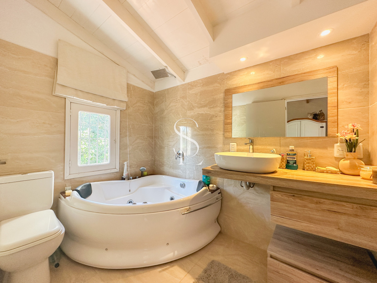 Casa ID.271 - Casa en Rincón del Indio, 3 dormitorios y piscina climatizada