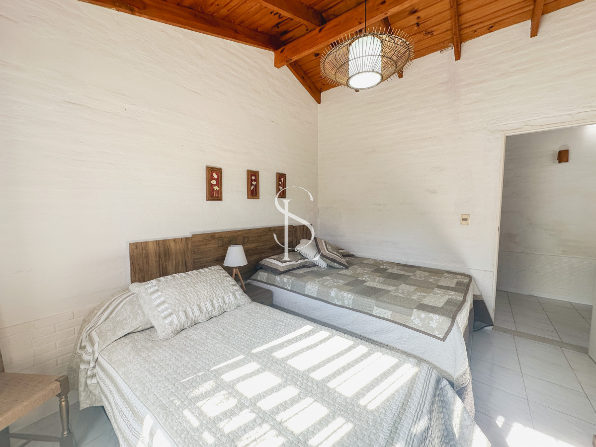 Casa ID.271 - Casa en Rincón del Indio, 3 dormitorios y piscina climatizada