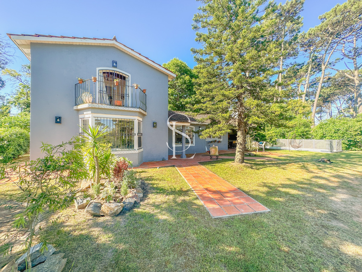 Casa ID.271 - Casa en Rincón del Indio, 3 dormitorios y piscina climatizada