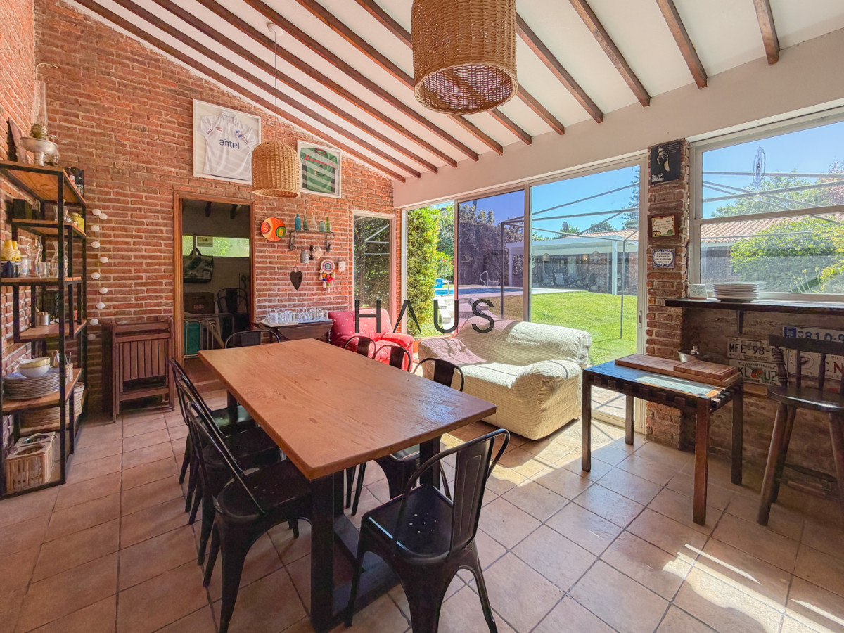 Casa ID.768 - Casa en Pinares, 4 dormitorios y piscina climatizada