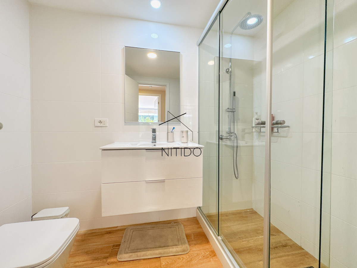 Apartamento ID.125 - Apartamento en Mansa, 3 dormitorios, patio y parrillero