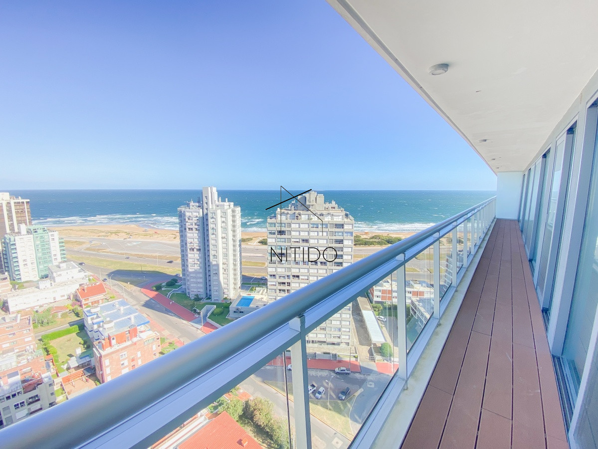 Apartamento ID.110 - Piso alto en Brava, 2 dormitorios