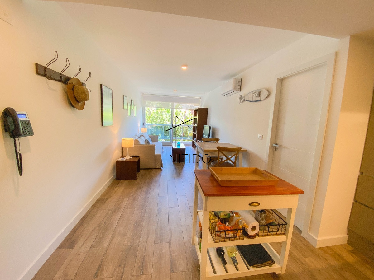 Apartamento ID.105 - Puerto, 1 dormitorio con servicios 