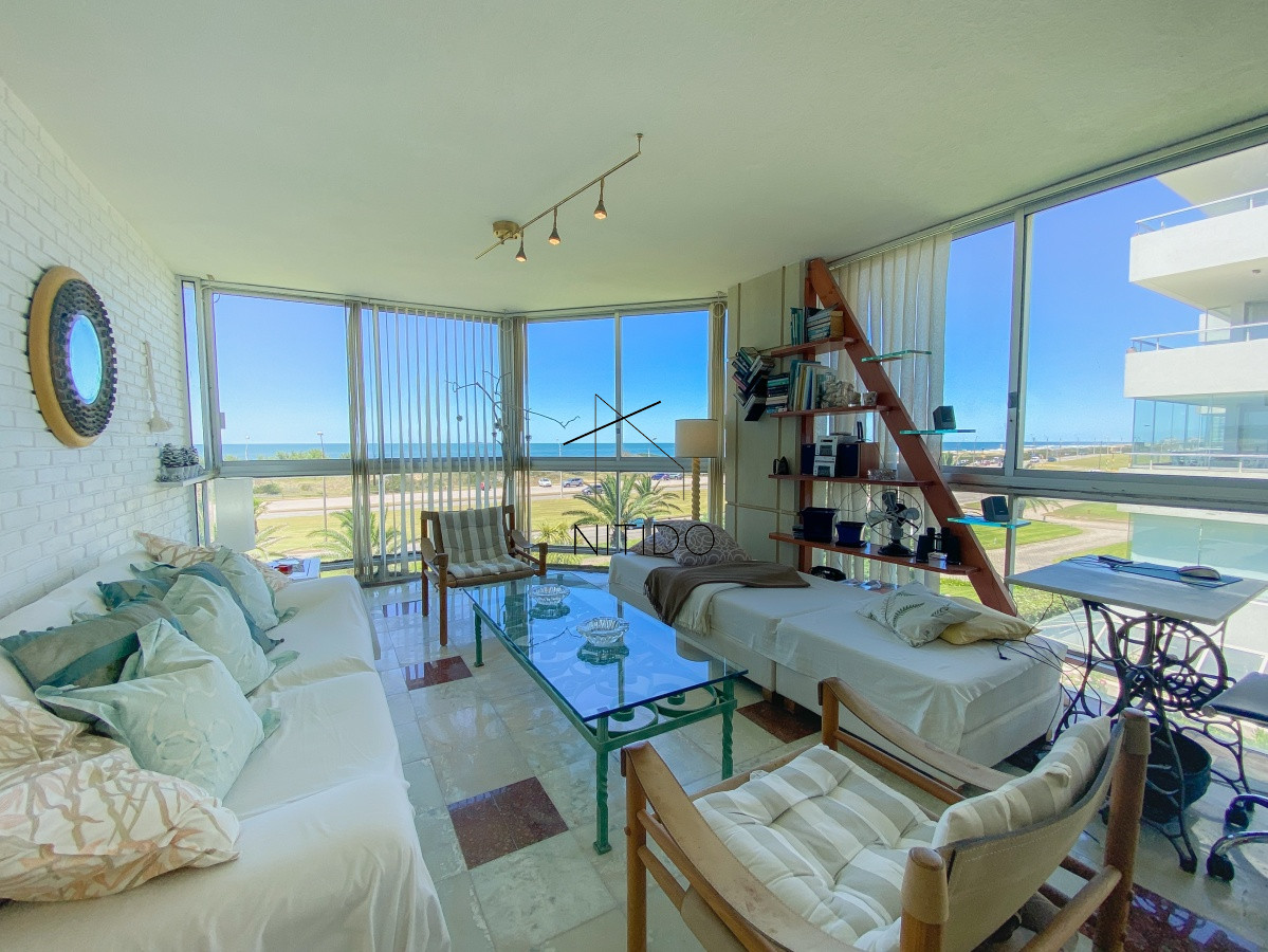 Apartamento ID.112 - Apartamento esquinero frente al Océano, 2 dormitorios