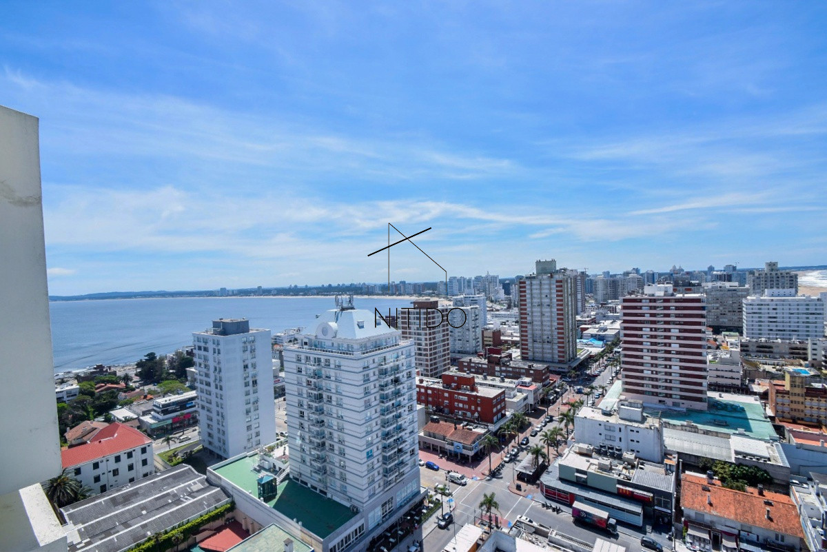 Apartamento ID.104 - Piso alto en Península, 2 dormitorios con vista al mar