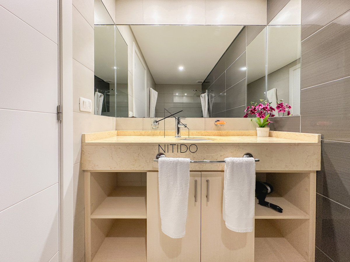 Apartamento ID.108 - Oportunidad en playa brava, apartamento de dos dormitorios con servicios