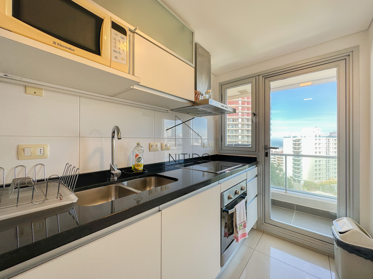 Apartamento ID.108 - Oportunidad en playa brava, apartamento de dos dormitorios con servicios