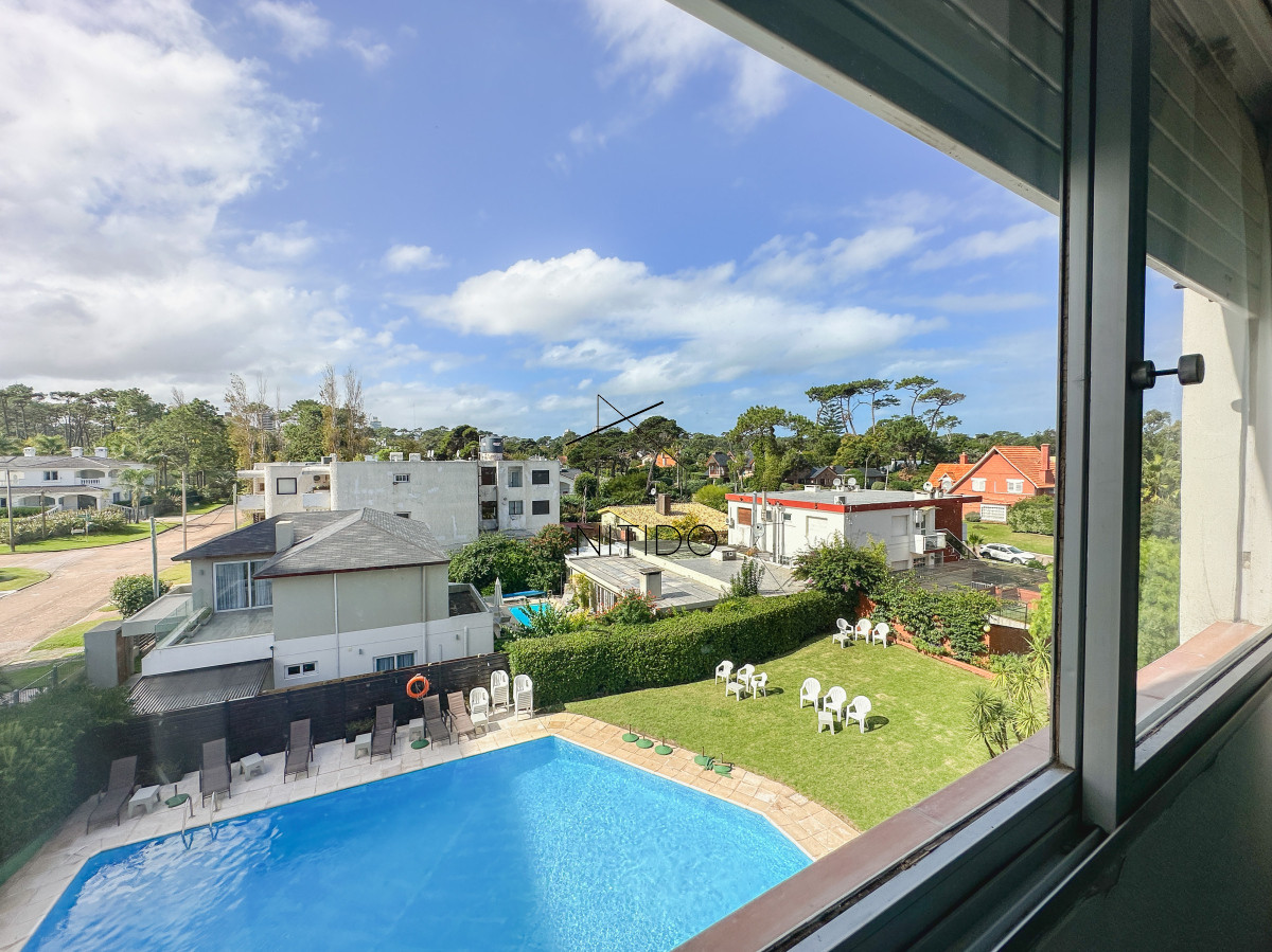 Apartamento ID.130 - Apartamento en Mansa, 3 dormitorios y parrillero