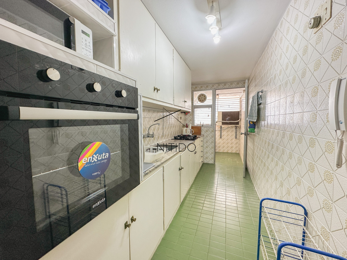 Apartamento ID.130 - Apartamento en Mansa, 3 dormitorios y parrillero