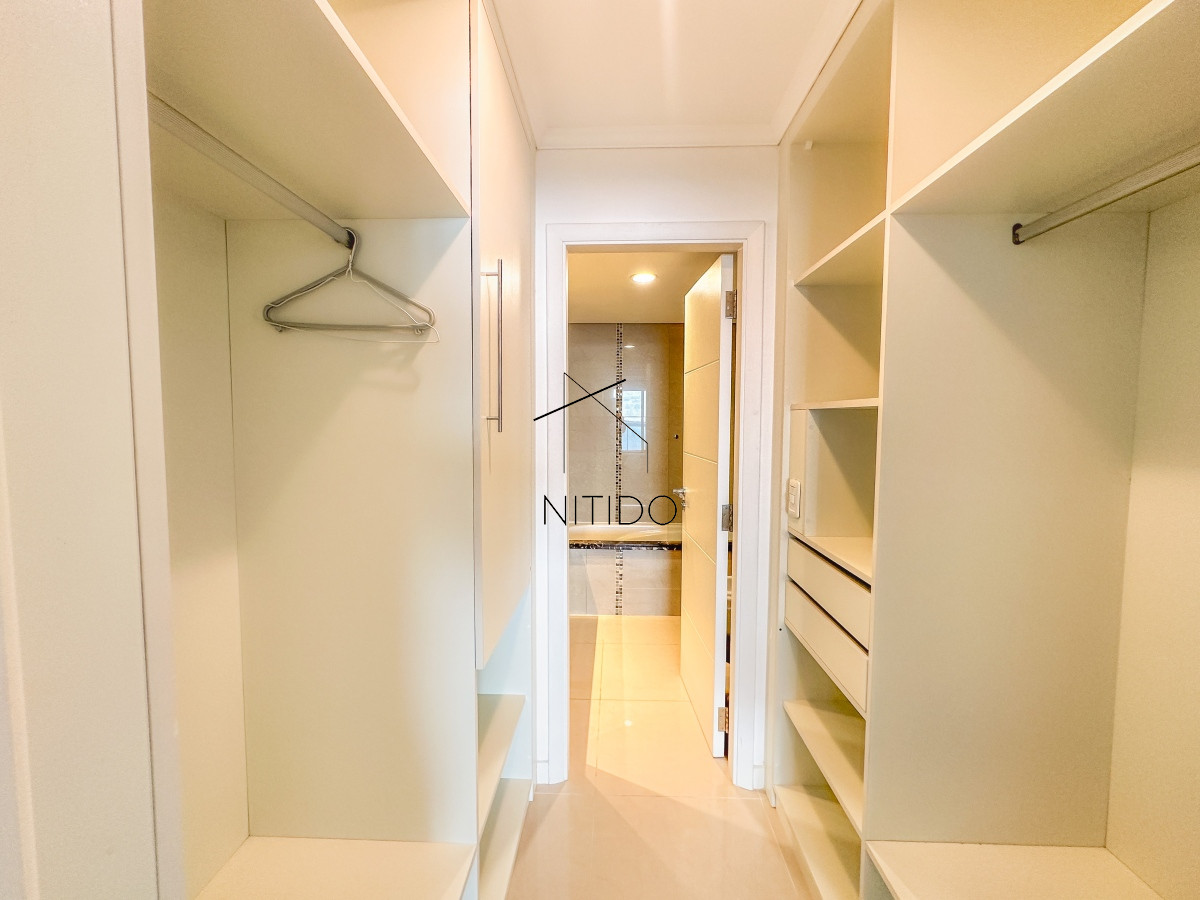 Apartamento ID.118 - Apartamento de 3 suites más dependencia en Mansa