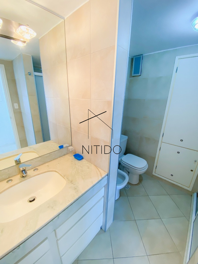 Apartamento ID.104 - Piso alto en Península, 2 dormitorios con vista al mar