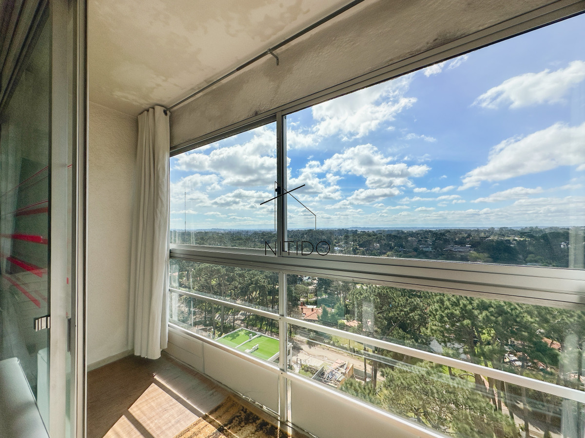 Apartamento ID.134 - Apartamento en Roosevelt, piso alto de 2 dormitorios