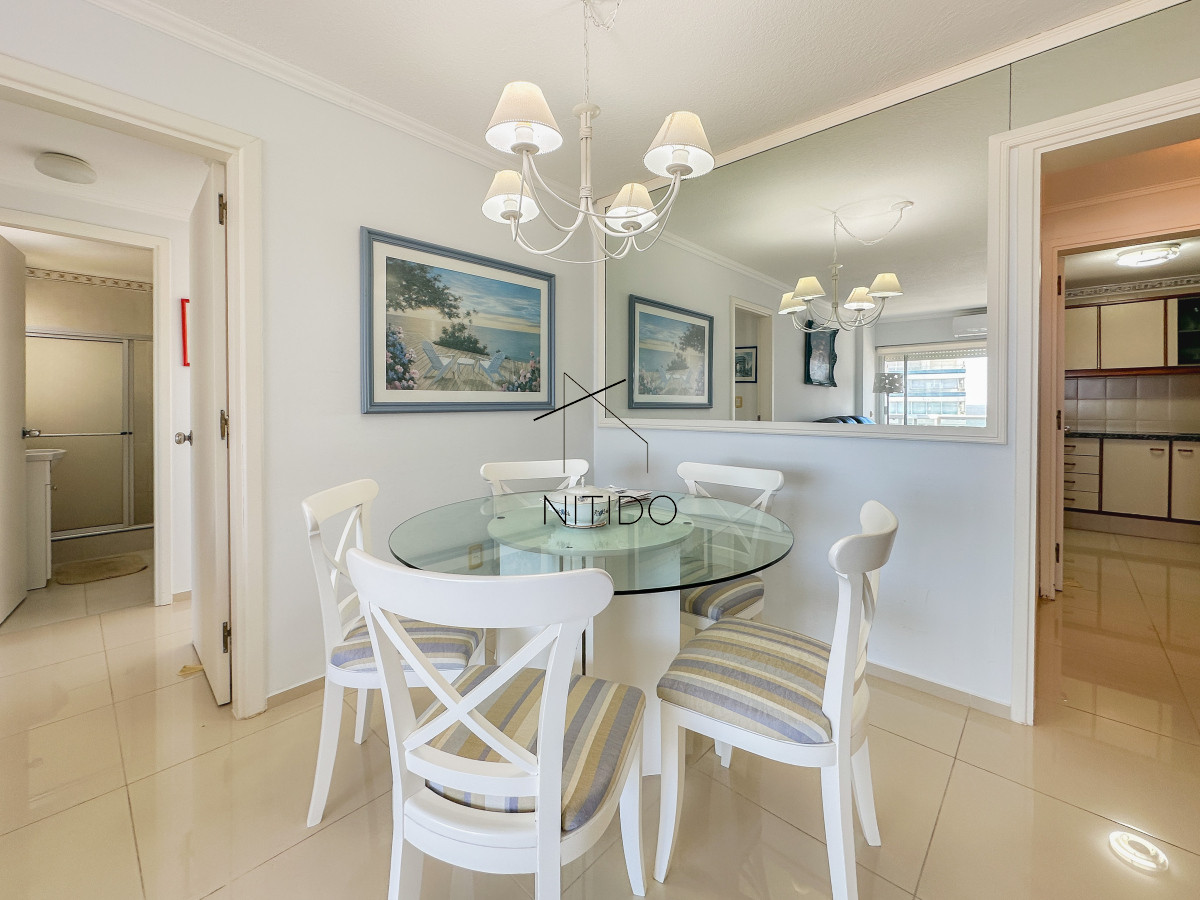 Apartamento ID.129 - Apartamento en Brava, piso alto, 2 dormitorios más dependencia