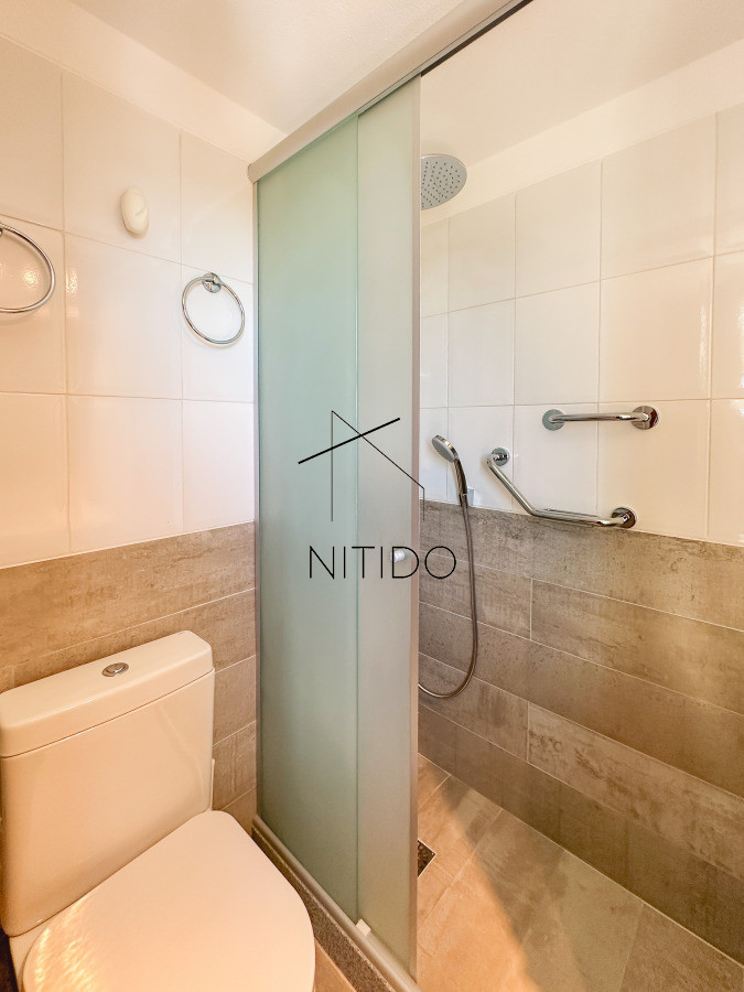 Apartamento ID.297 - Apartamento en Roosevelt, piso alto, 2 dormitorios más dependencia