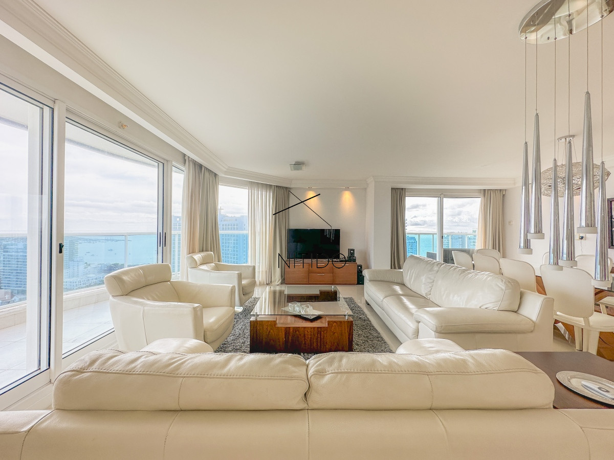 Apartamento ID.118 - Apartamento de 3 suites más dependencia en Mansa