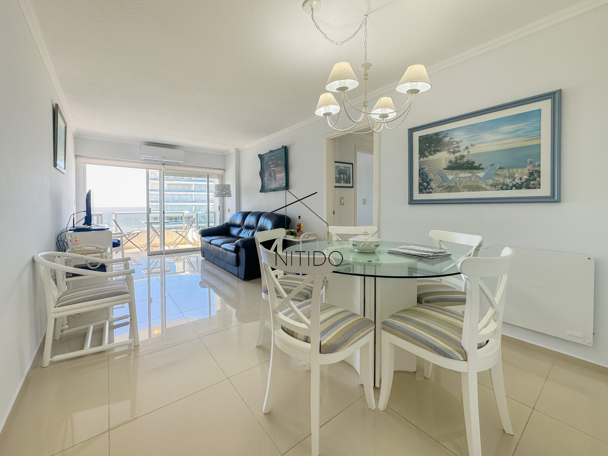 Apartamento ID.129 - Apartamento en Brava, piso alto, 2 dormitorios más dependencia