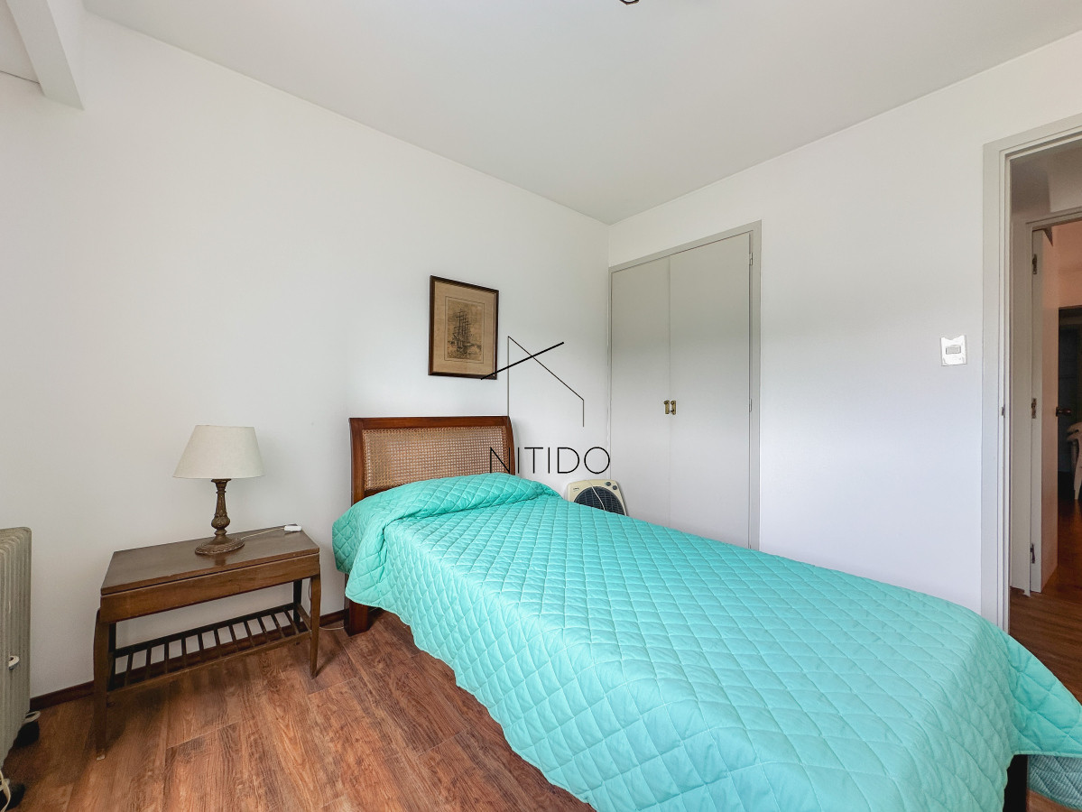 Apartamento ID.130 - Apartamento en Mansa, 3 dormitorios y parrillero