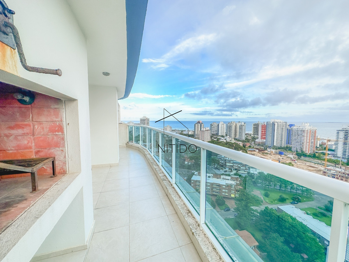 Apartamento ID.118 - Apartamento de 3 suites más dependencia en Mansa