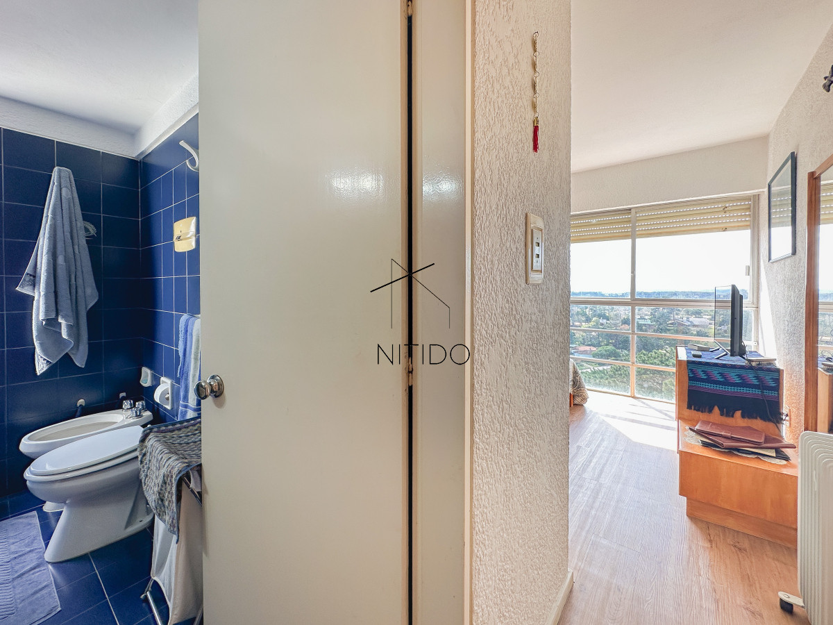 Apartamento ID.134 - Apartamento en Roosevelt, piso alto de 2 dormitorios