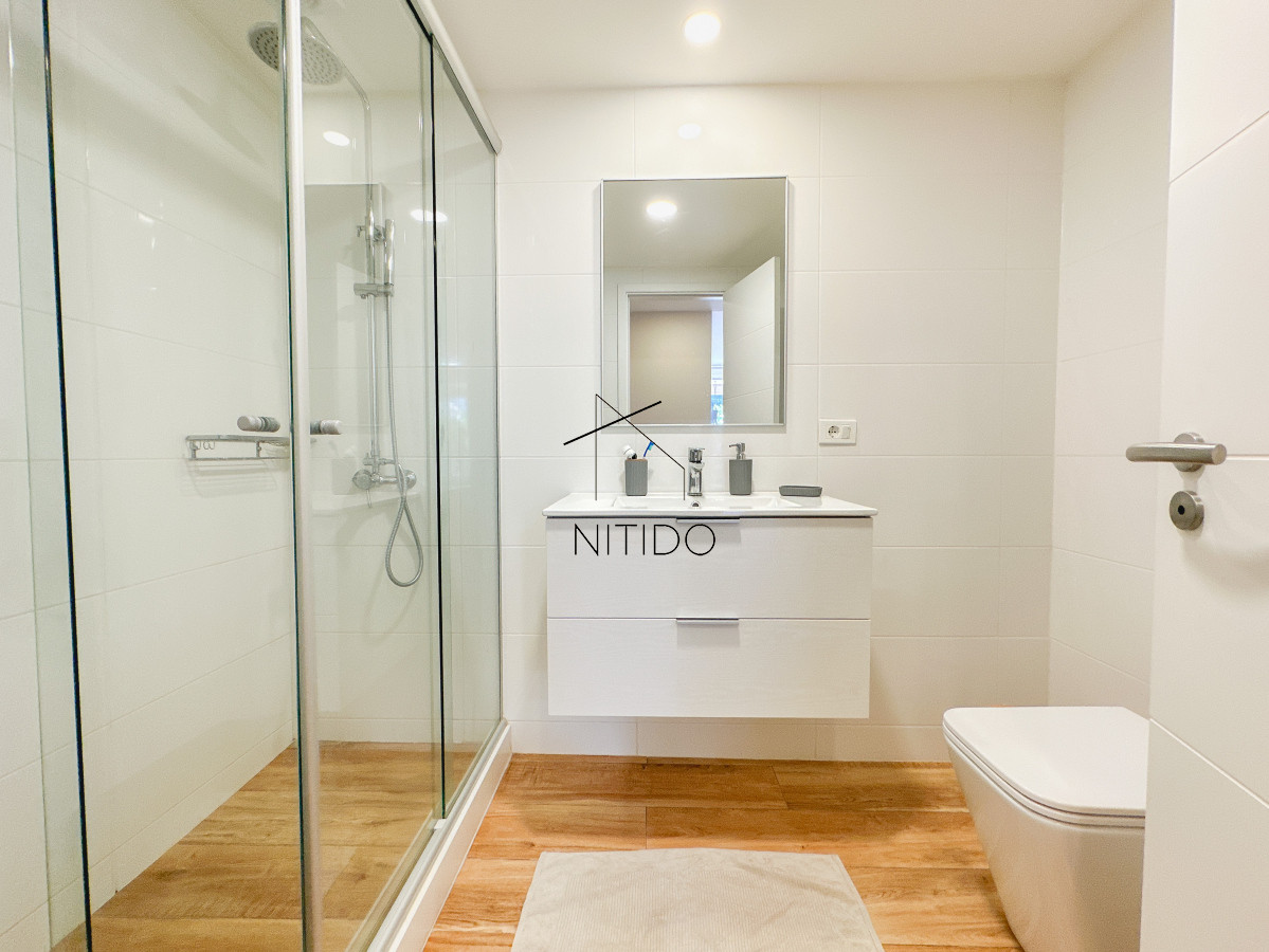 Apartamento ID.125 - Apartamento en Mansa, 3 dormitorios, patio y parrillero