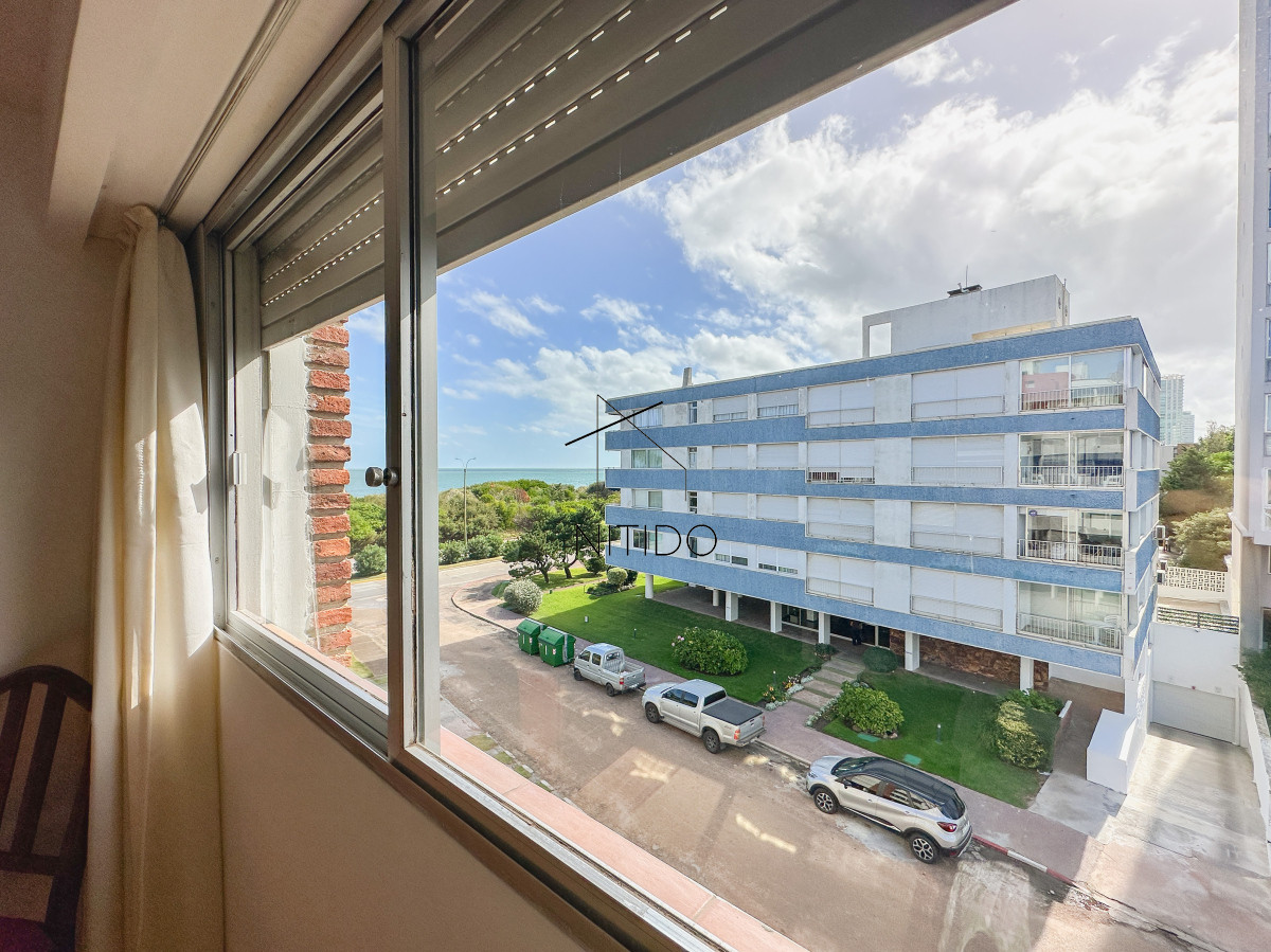 Apartamento ID.130 - Apartamento en Mansa, 3 dormitorios y parrillero