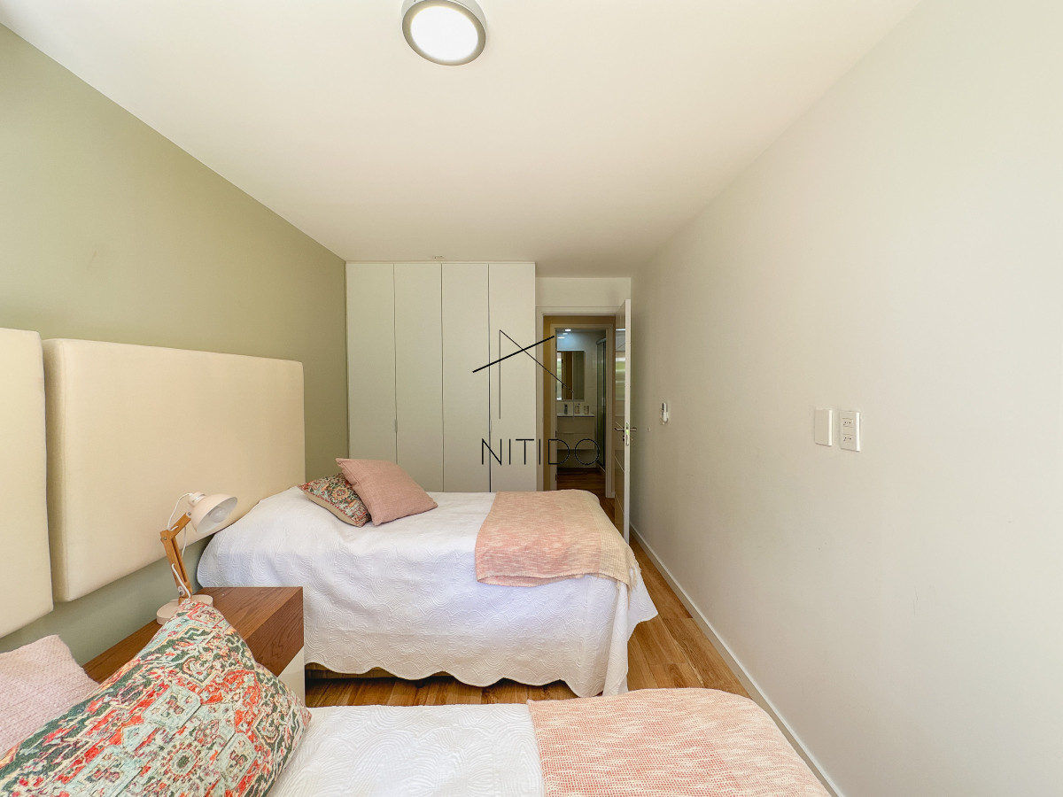 Apartamento ID.125 - Apartamento en Mansa, 3 dormitorios, patio y parrillero