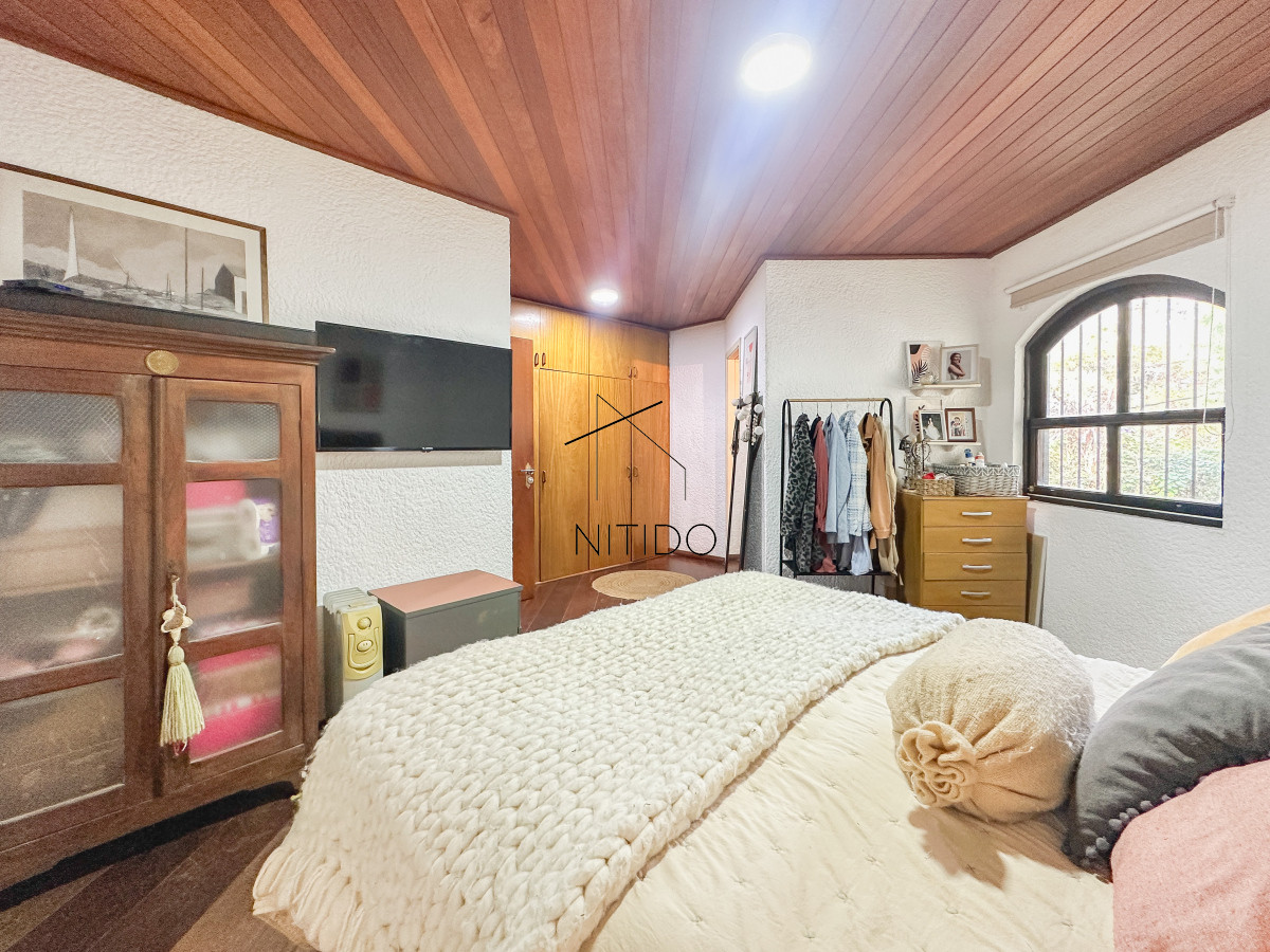 Casa ID.720 - Casa en Pinares, 3 dormitorios más dependencia