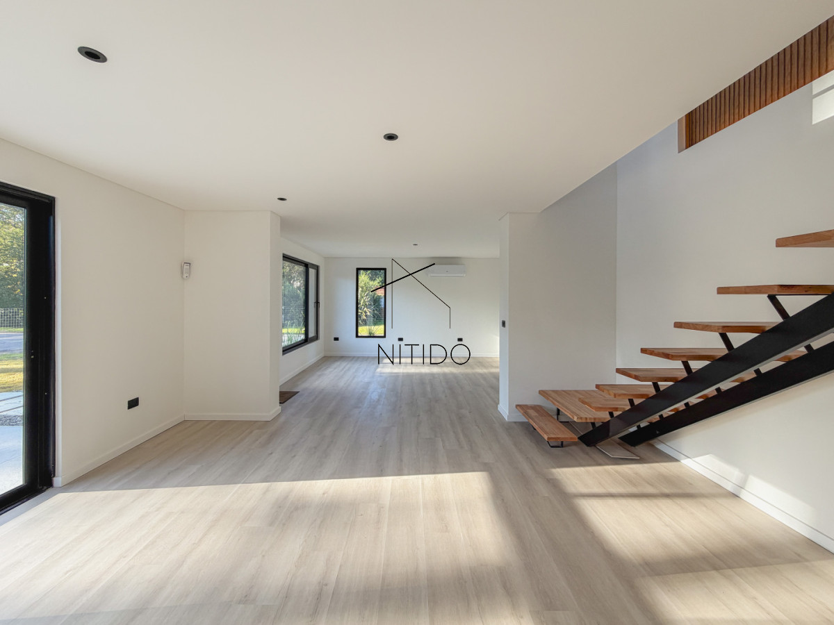 Casa ID.717 - Casa a estrenar en Barrio Córdoba, 3 dormitorios
