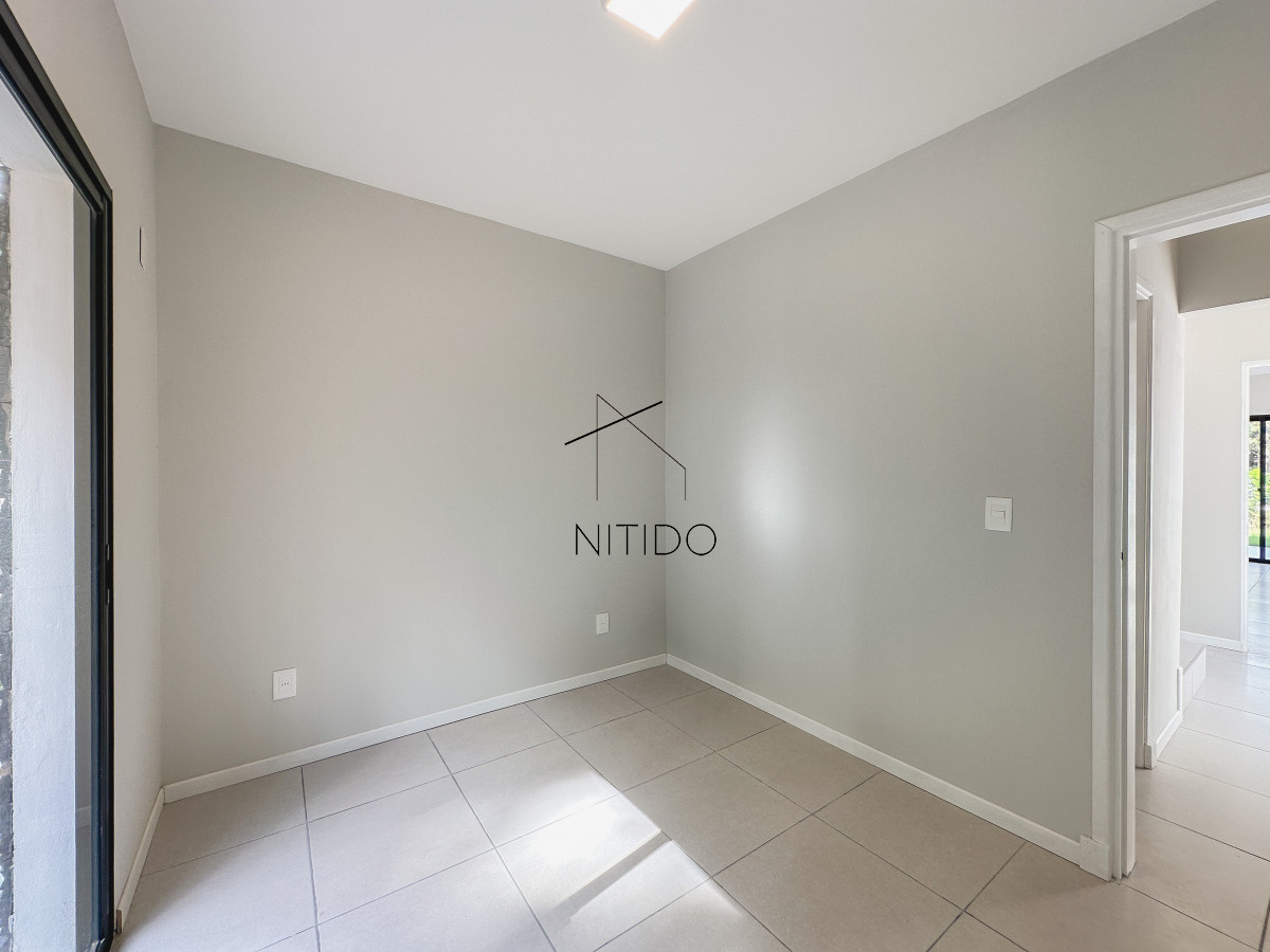 Casa ID.98 - Oportunidad en Parque Burnett, casa de 3 dormitorios y 3 baños