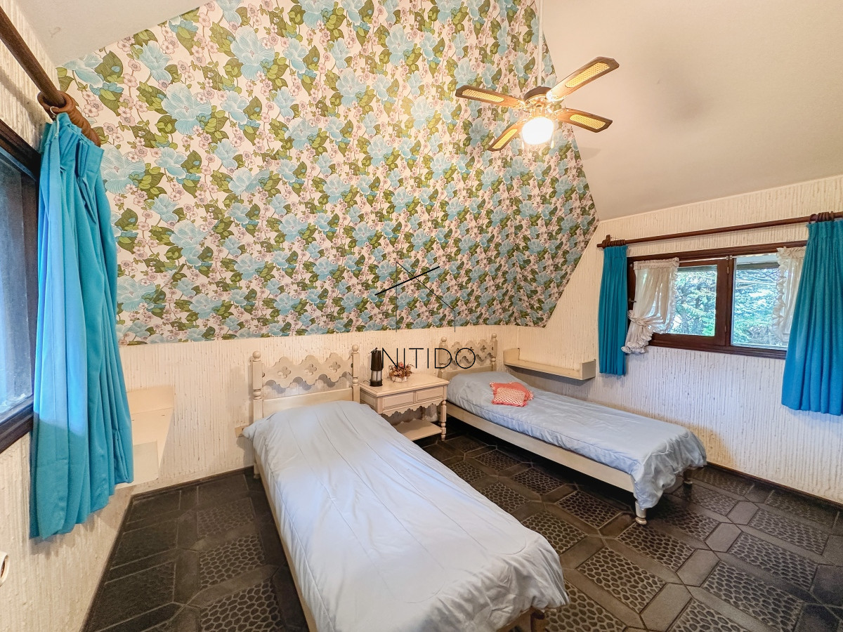 Casa ID.99 - Hermosa casa en Lugano, 4 dormitorios más dependencia
