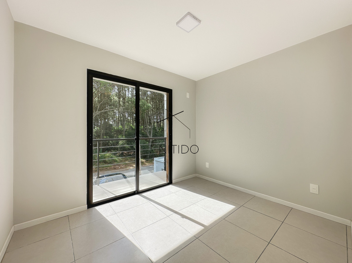 Casa ID.98 - Oportunidad en Parque Burnett, casa de 3 dormitorios y 3 baños