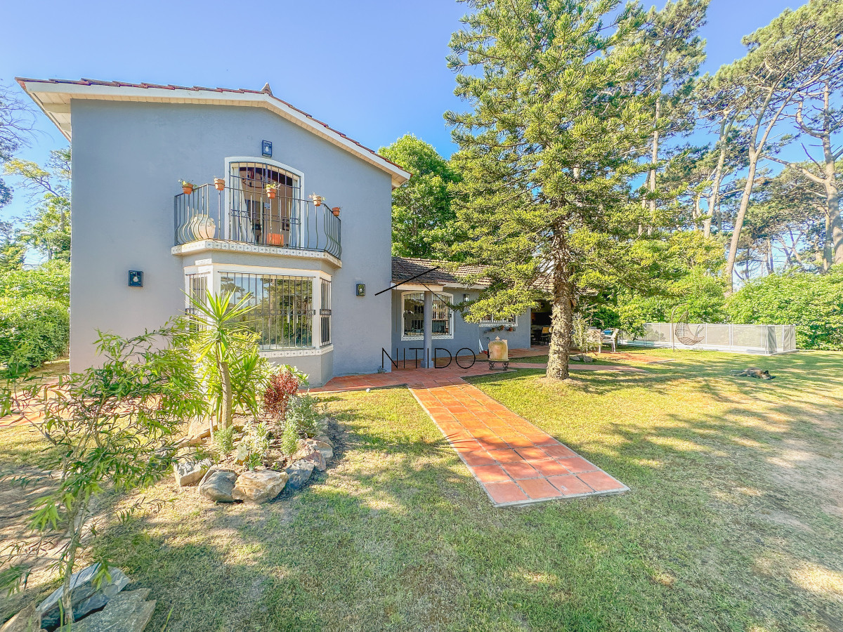 Casa ID.101 - Casa en Rincón del Indio, 3 dormitorios y piscina climatizada