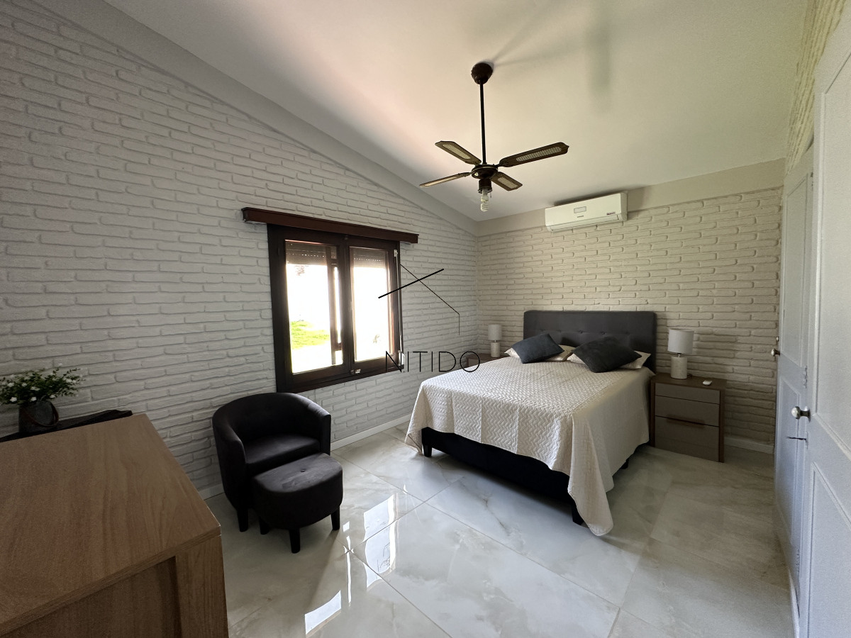 Casa ID.250 - Casa en Mansa, 3 dormitorios mas dependencia y piscina