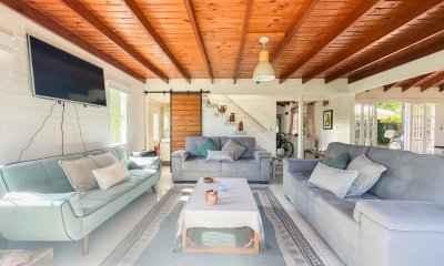 Casa en Rincón del Indio, 3 dormitorios y piscina climatizada