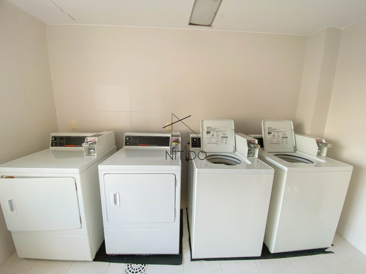 Apartamento ID.115 - Mansa, apartamento de 3 dormitorios más dependencia con parrillero