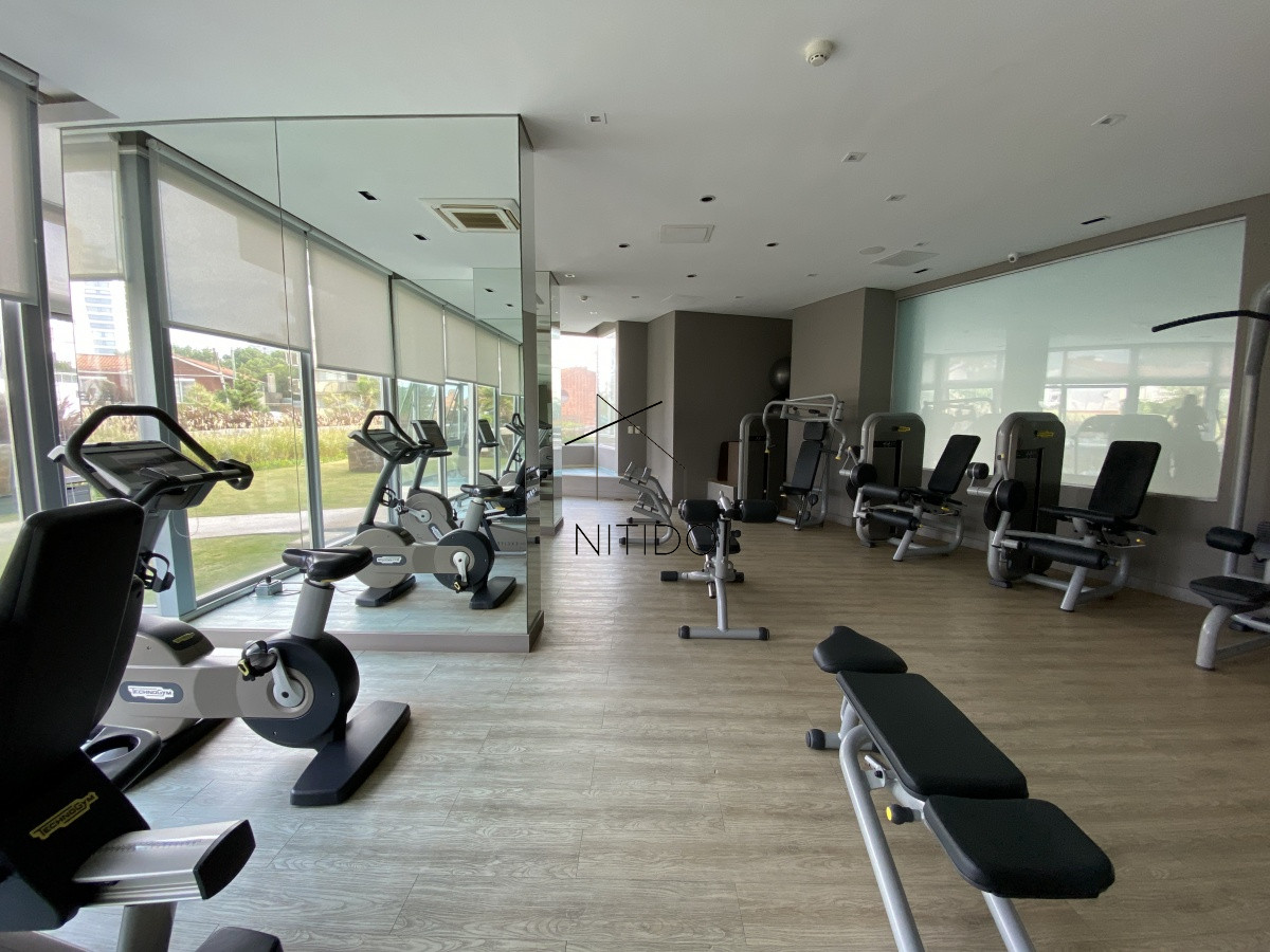 Apartamento ID.108 - Oportunidad en playa brava, apartamento de dos dormitorios con servicios