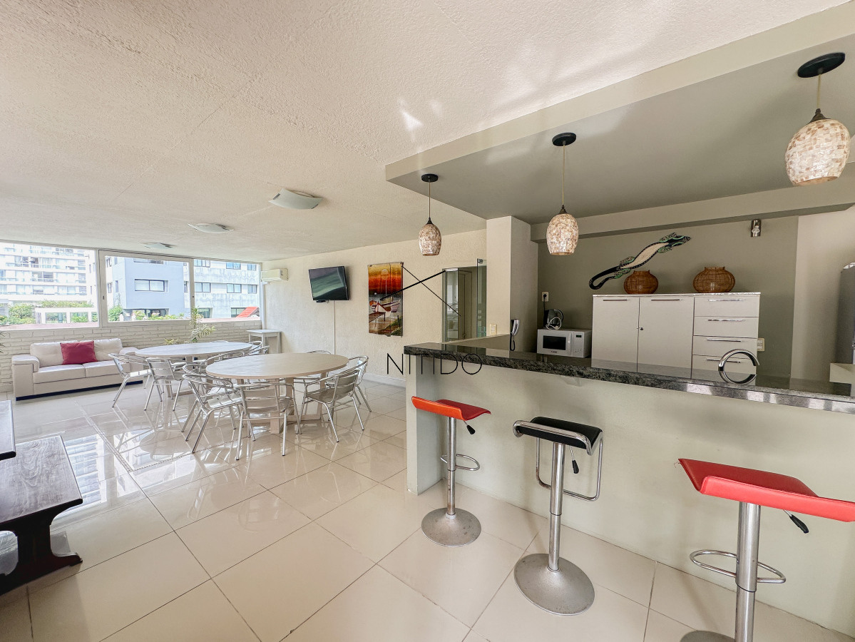 Apartamento ID.134 - Apartamento en Roosevelt, piso alto de 2 dormitorios