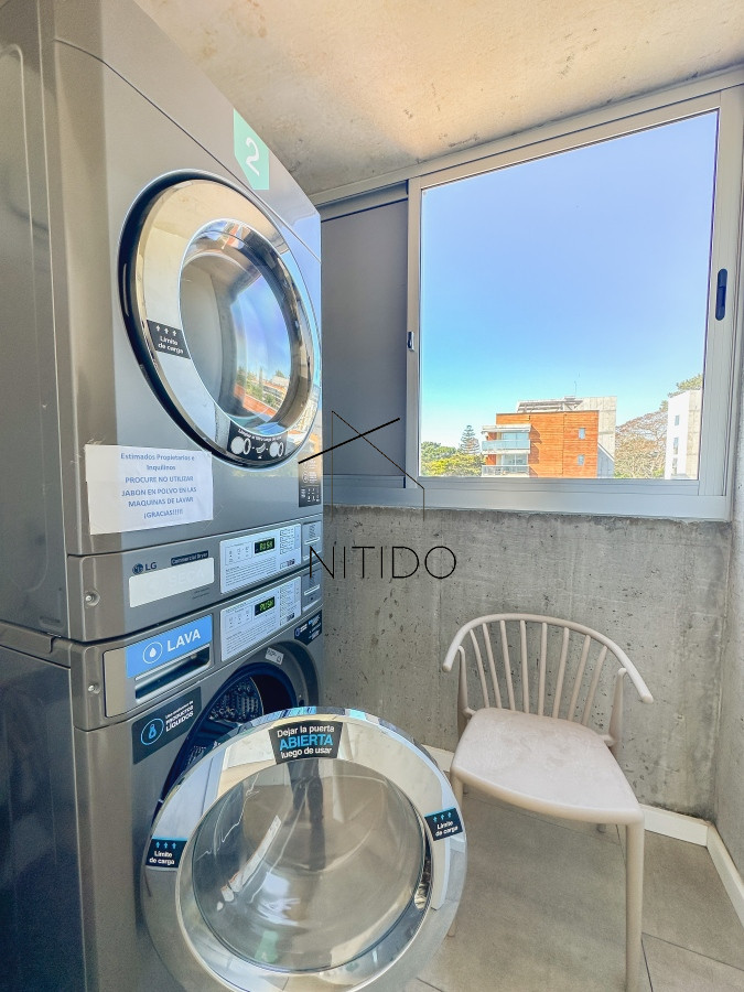 Apartamento ID.125 - Apartamento en Mansa, 3 dormitorios, patio y parrillero