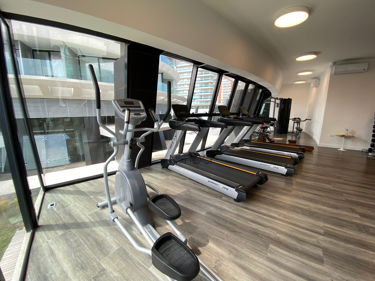 Apartamento ID.102 - Artower, piso alto con muy linda vista, tres suites