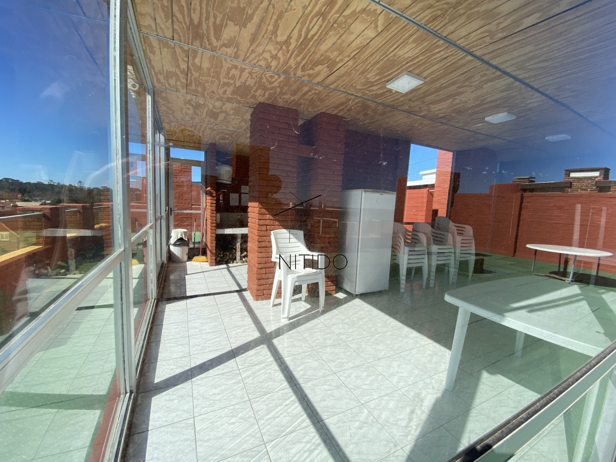 Apartamento ID.130 - Apartamento en Mansa, 3 dormitorios y parrillero