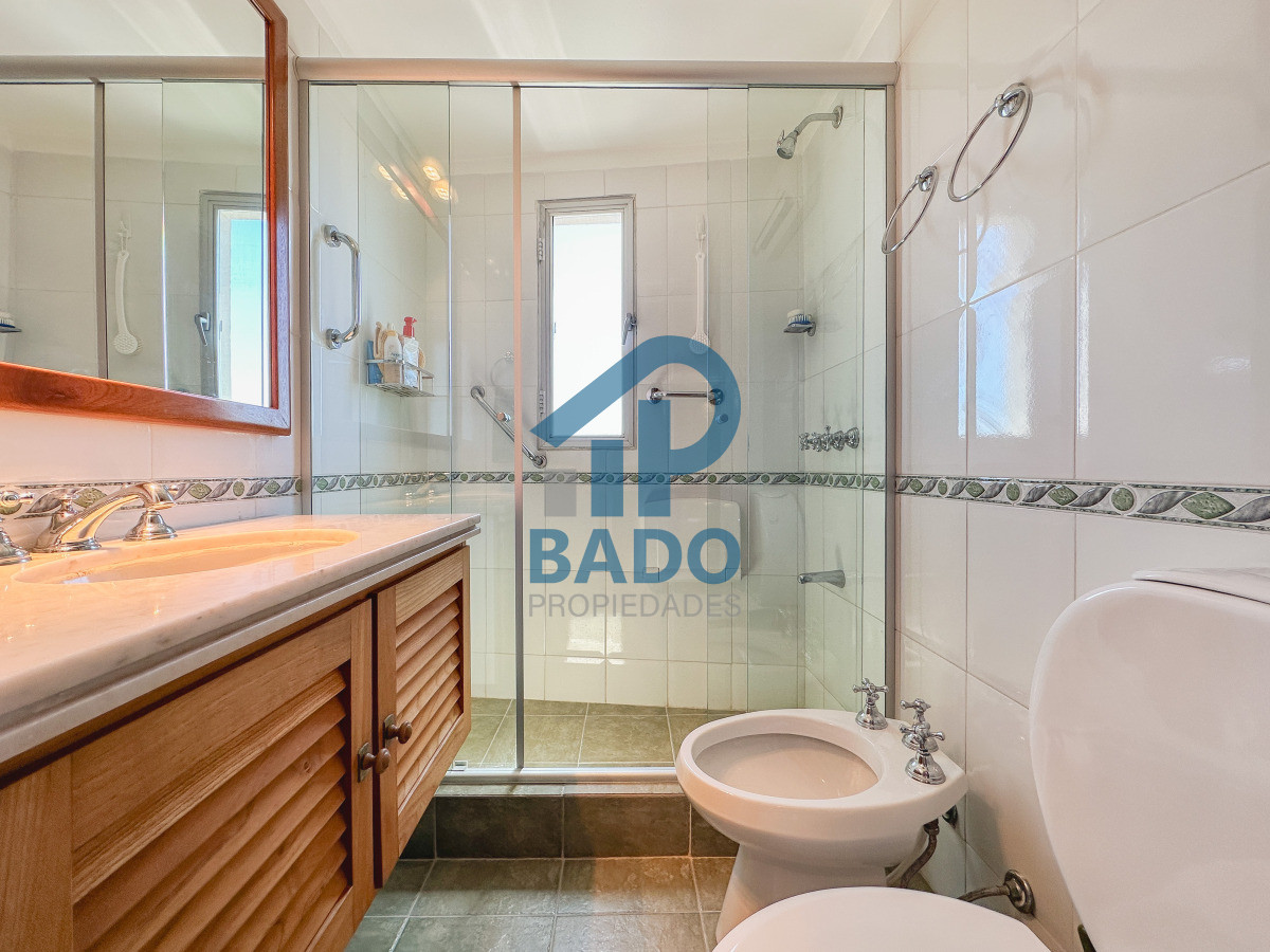 Apartamento ID.58 - Apartamento en Roosevelt, piso alto, 2 dormitorios más dependencia