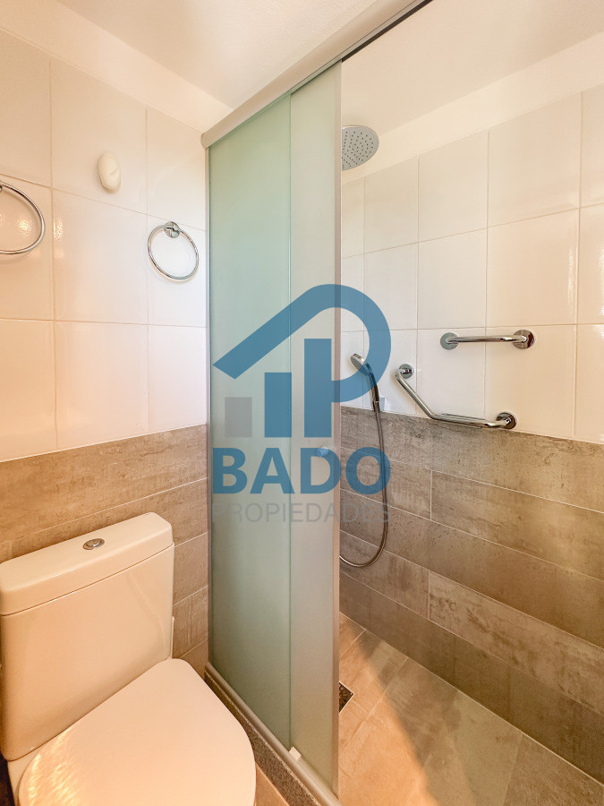 Apartamento ID.58 - Apartamento en Roosevelt, piso alto, 2 dormitorios más dependencia