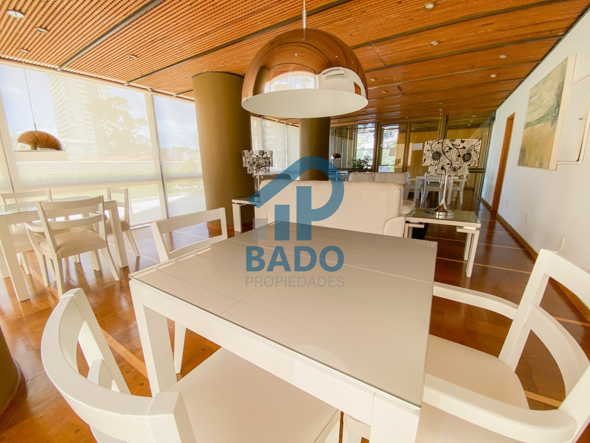 Apartamento ID.58 - Apartamento en Roosevelt, piso alto, 2 dormitorios más dependencia