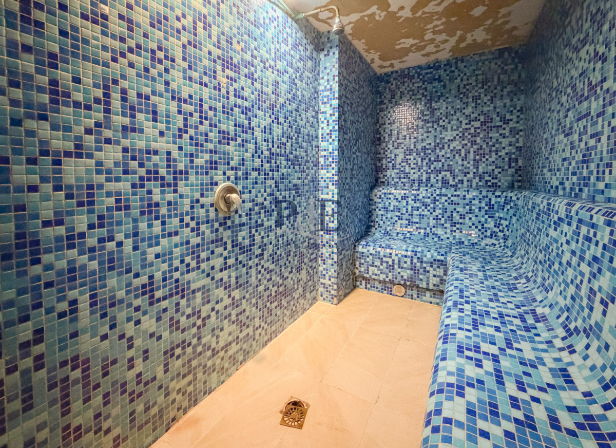 Piso alto en Brava, 3 suites más dependencia - Imagen 44