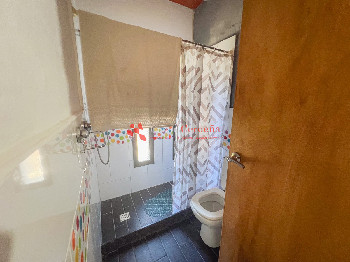 Casa ID.1894 - VENTA - Casa en Barrio Córdoba, 5 dormitorios