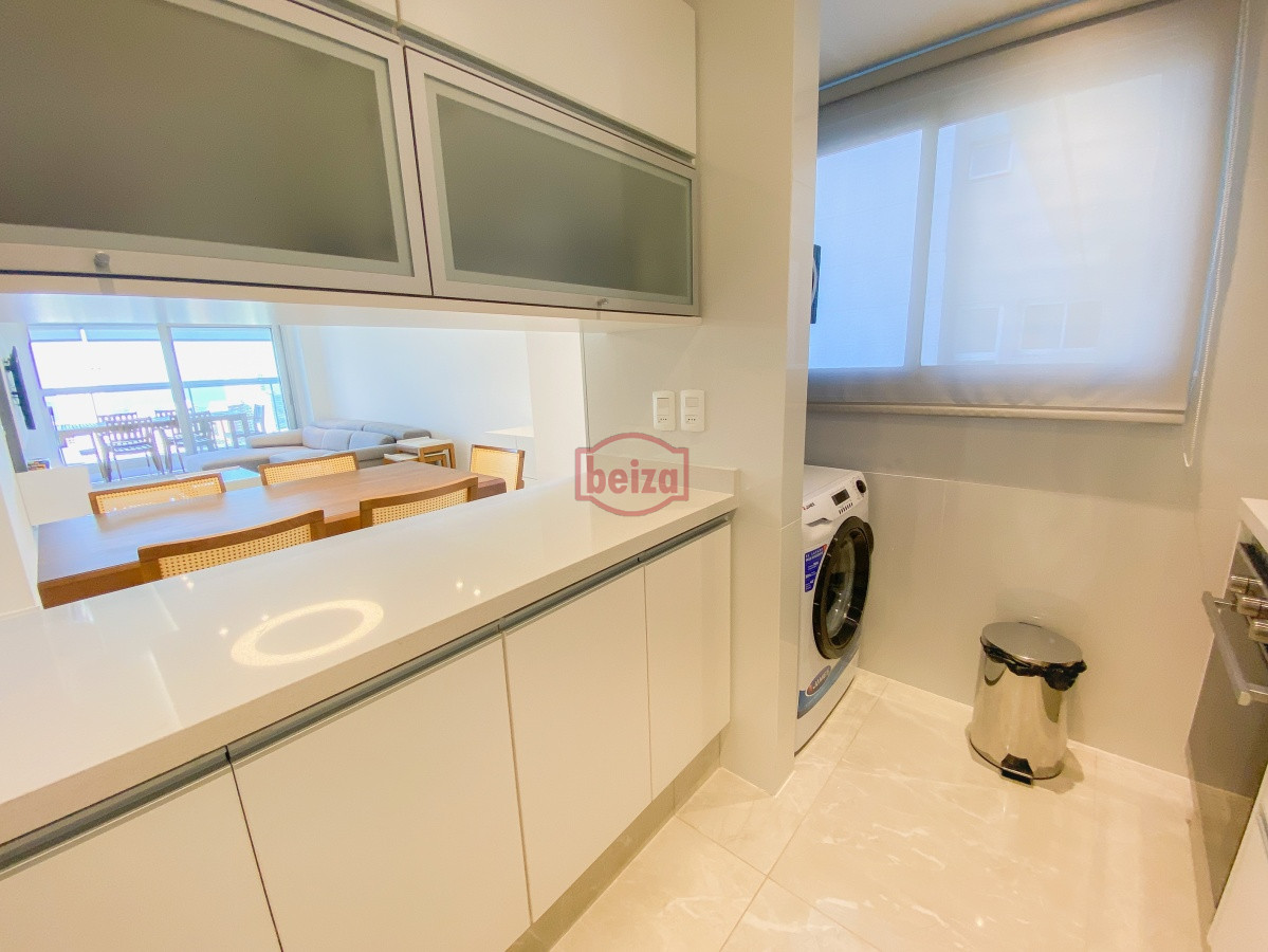 Apartamento ID.165450/Apartamento-de-4-dormitorios - Pent House en Mansa, 3 dormitorios y parrillero