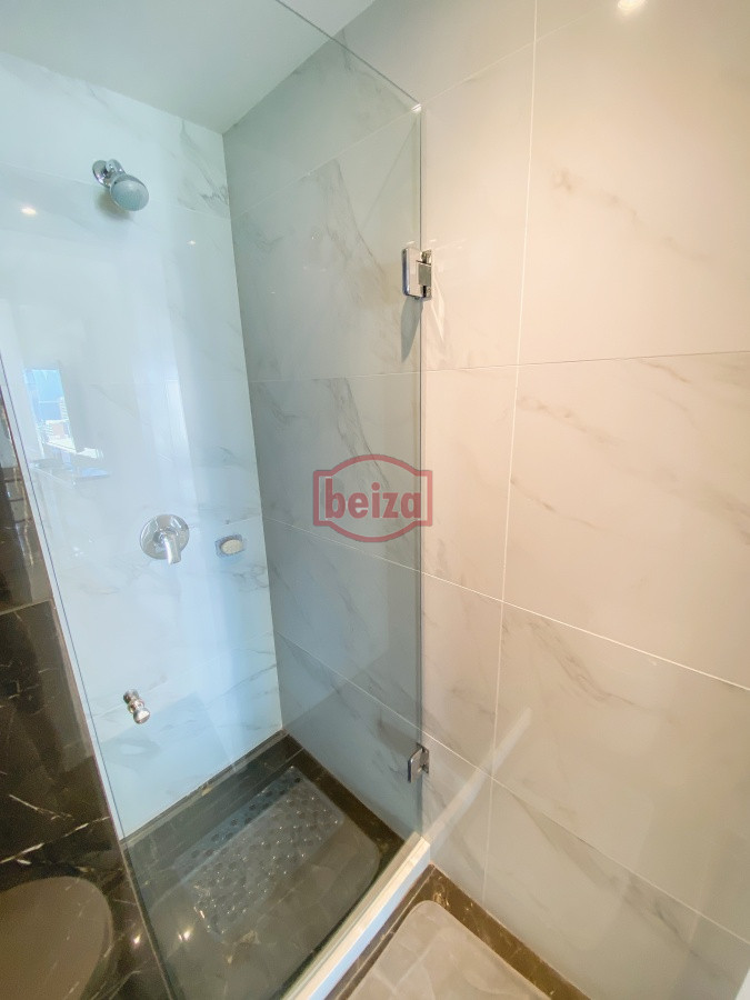 Apartamento ID.165450/Apartamento-de-4-dormitorios - Pent House en Mansa, 3 dormitorios y parrillero